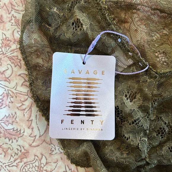 Savage X Fenty Chantilly Cascade Teddy - Picture 5 of 7